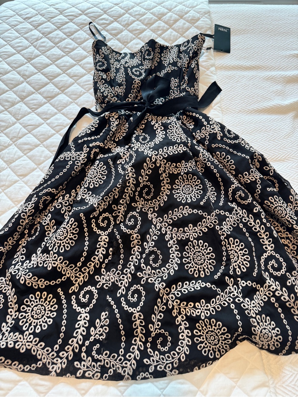 White House Black Market Black & White Embroidered Fit-and-Flare Kids Dress NWT